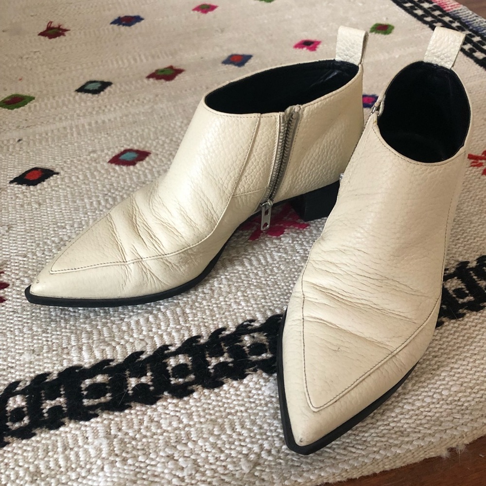 Everlane Boss Bootie - Picture 3 of 8